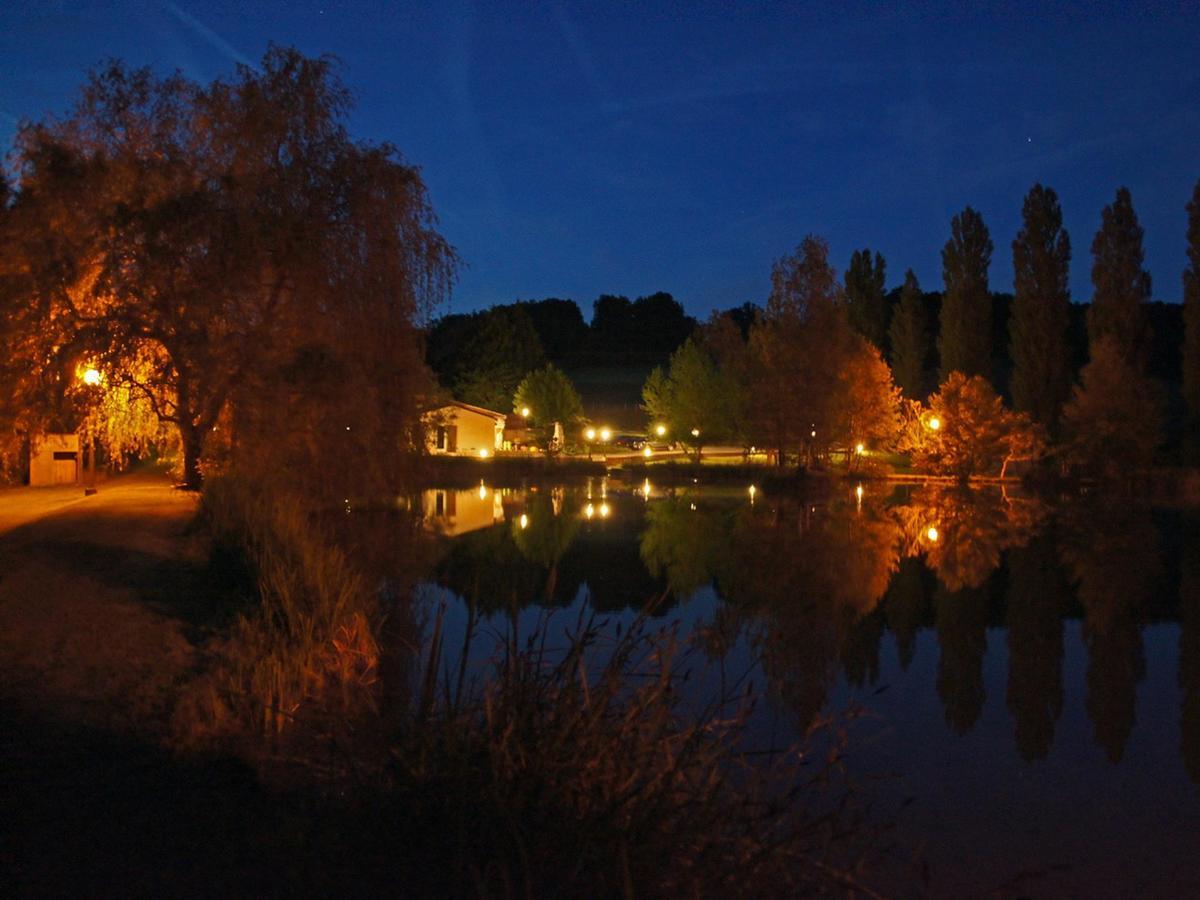 Le Domaine De L'Etang De Sandanet Issac 외부 사진